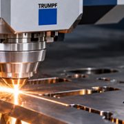 Ny TRUMPF TruLaser 5030 fiber med 12 kW lasereffekt.